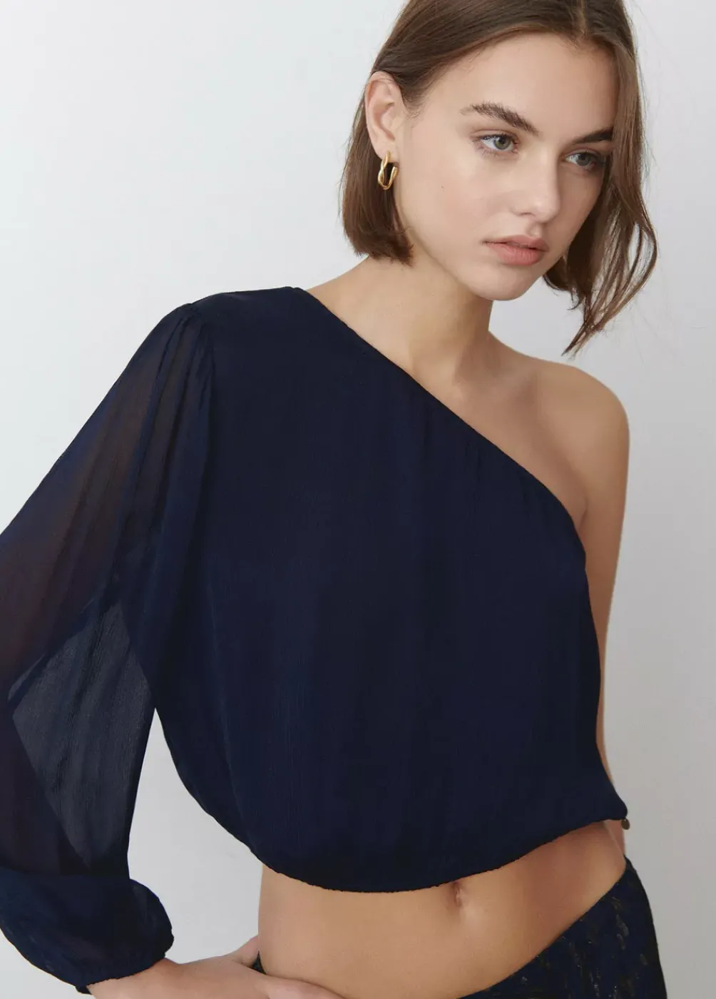Blusa Asimetrica Choker-Brownie Spain Fashion