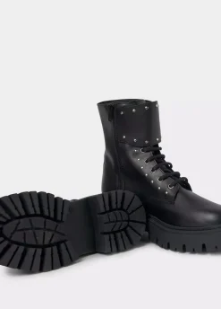 Bota Acordonada Tachas-Brownie Spain Hot